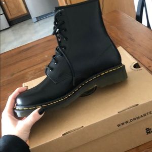 Dr. Martens Women’s Size 10 1460